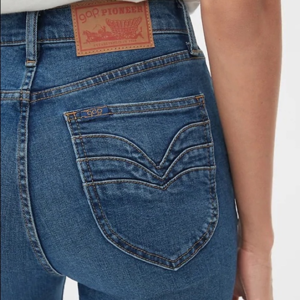 GAP 70’s Pioneer High Rise Flare Jeans 6/28 L